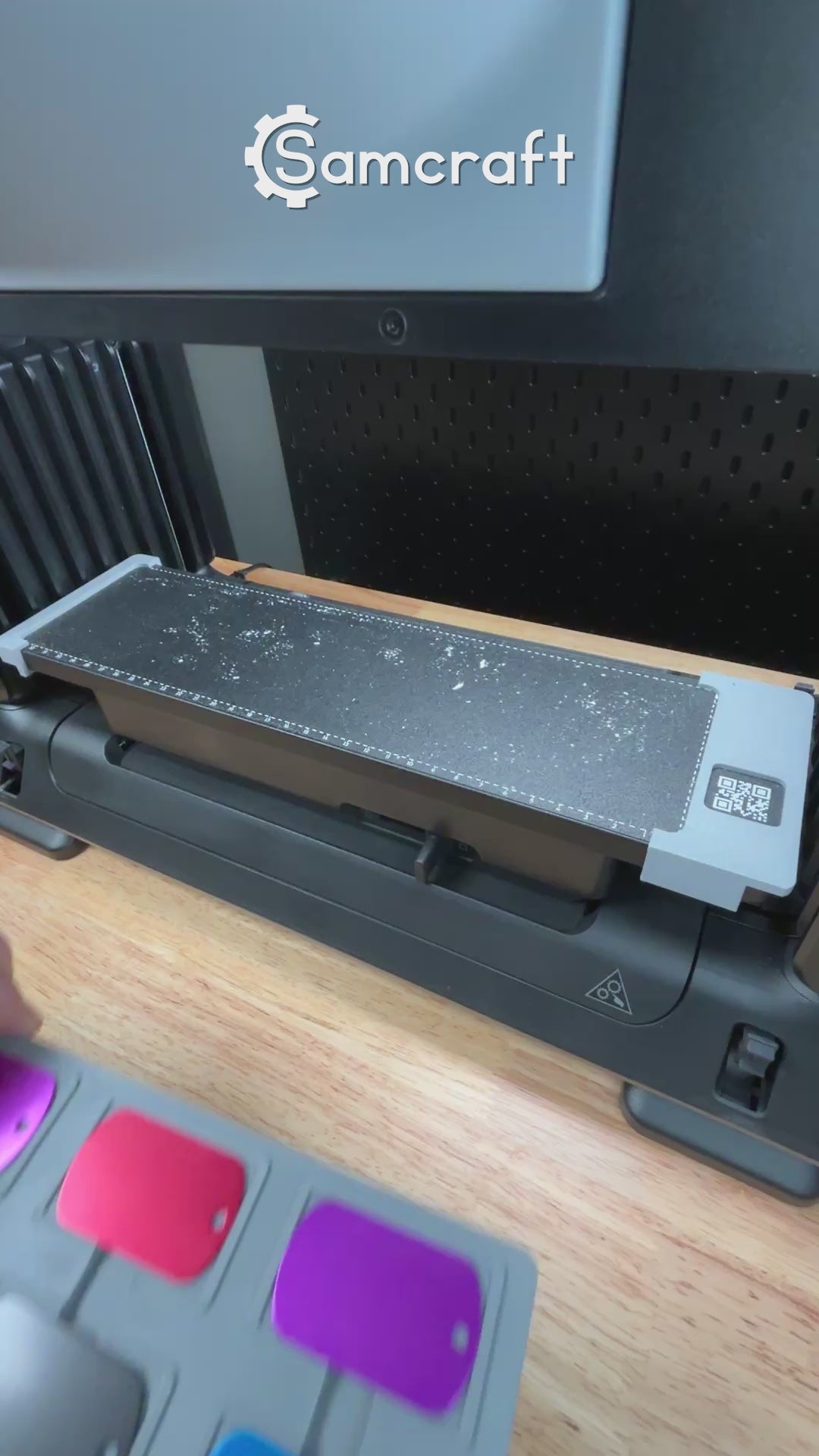 Video demonstration of the military dog tag jig in use with the eufymake e1 uv printer